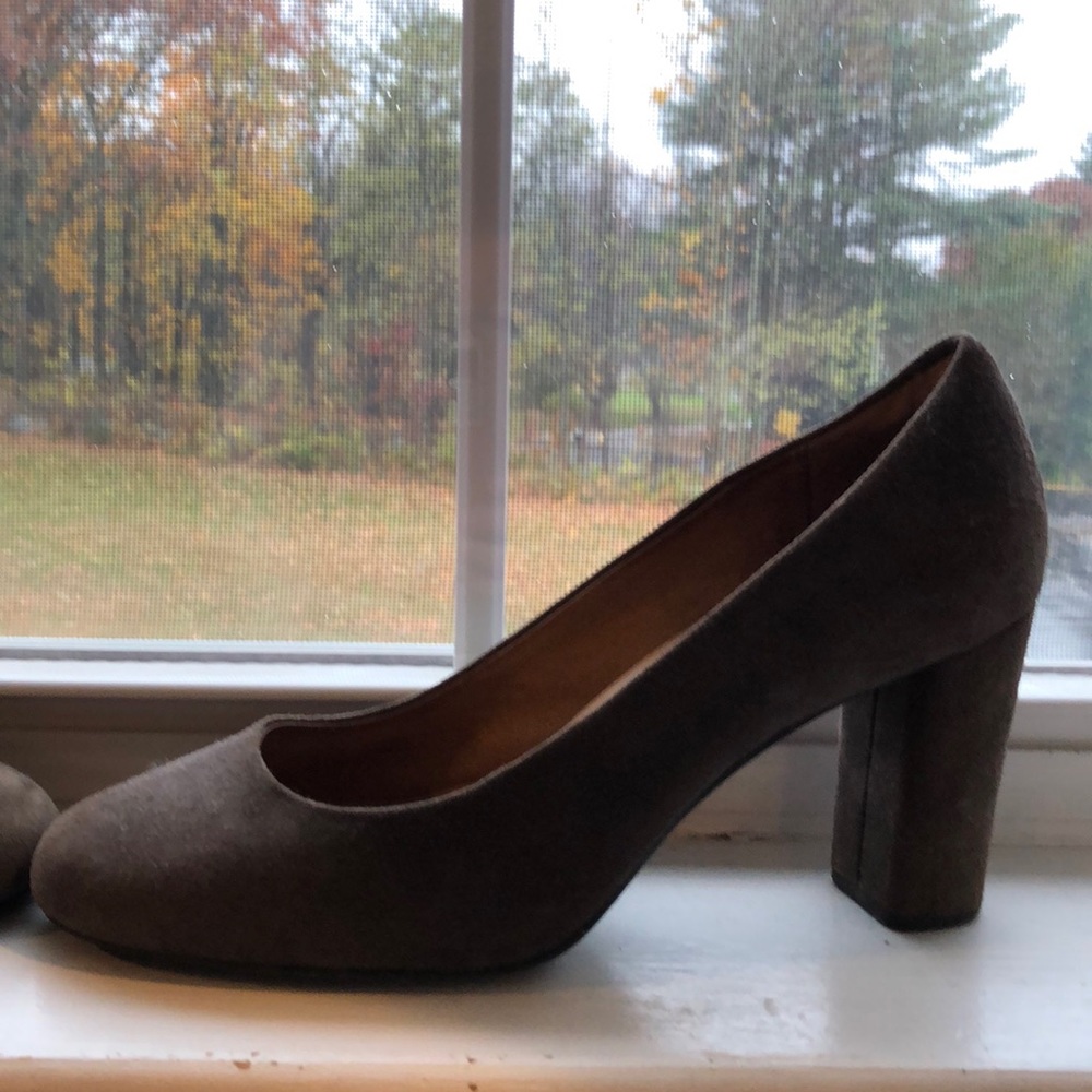Clark’s Indigo soft leather heels
